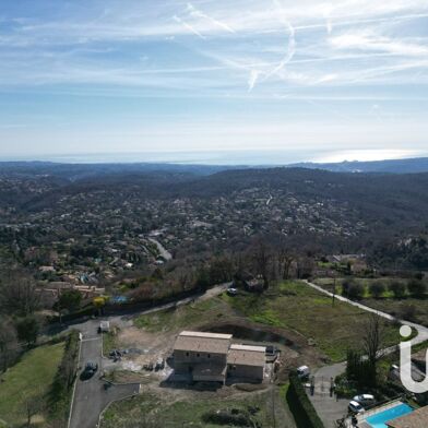 Terrain  422000 €