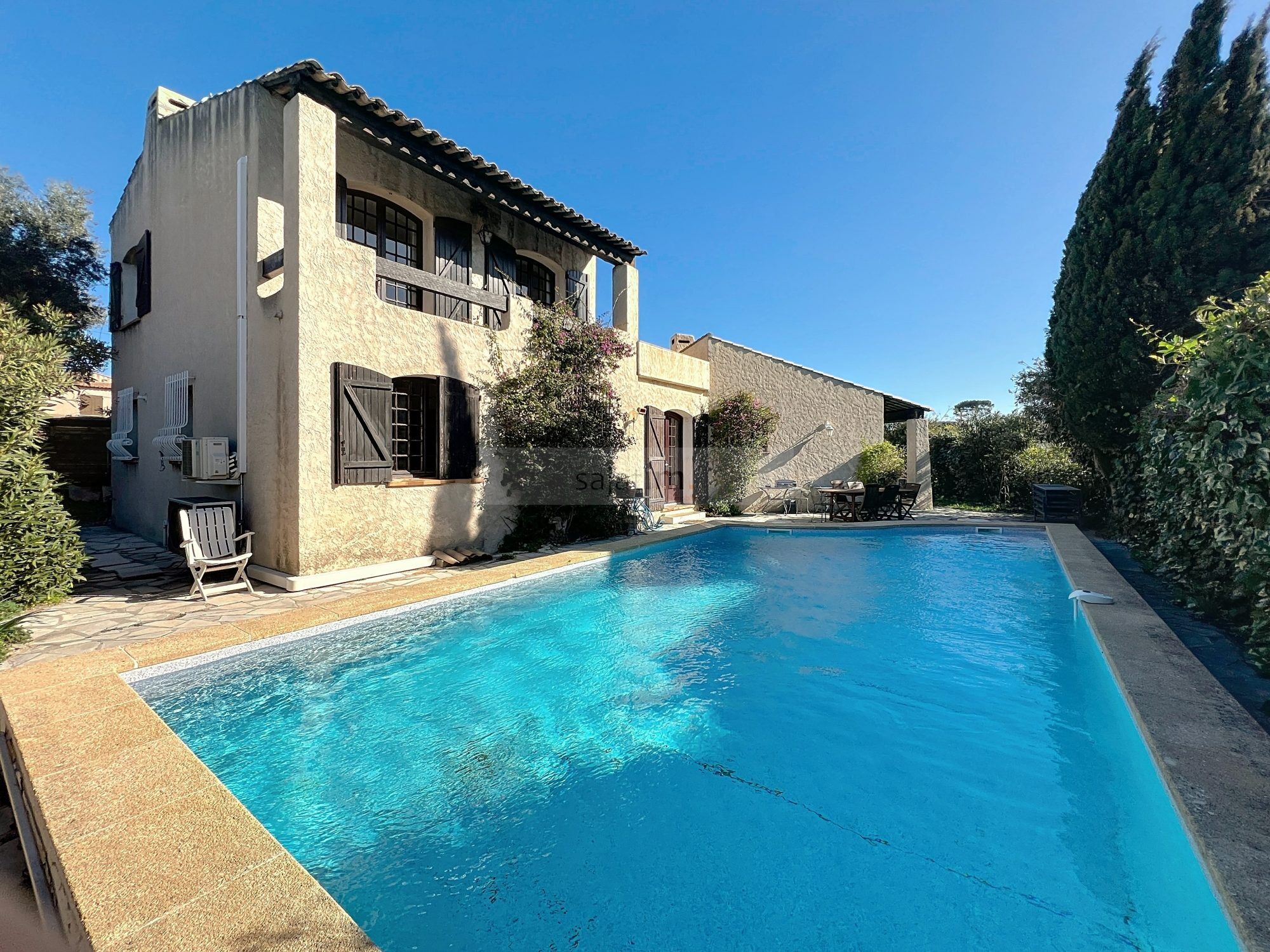 Agence immobilière de Sajatim