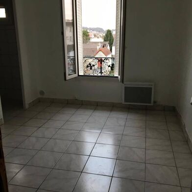 Appartement 1 pièces 580 €
