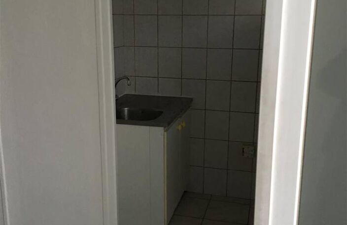 Location appartement 1 pièce 21 m² à Villeneuve-Saint-Georges (94190) — photo 4
