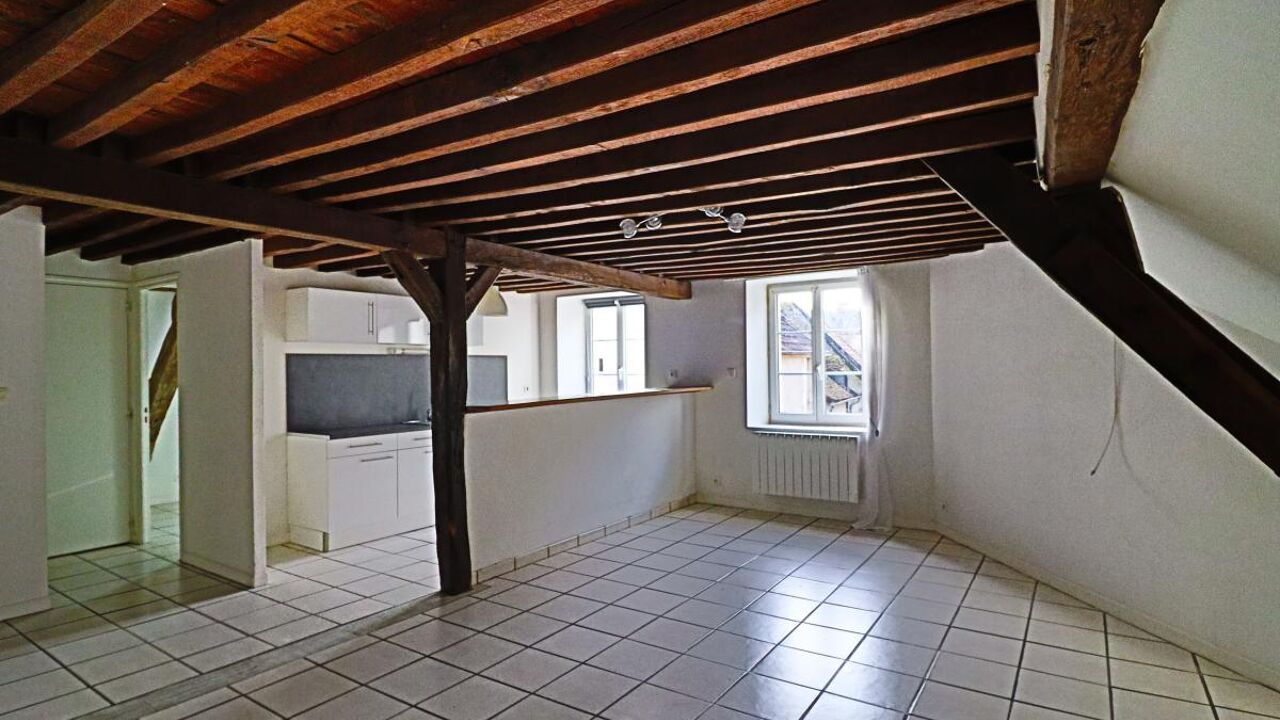 immeuble  pièces 104 m2 à vendre à Saint-Satur (18300)