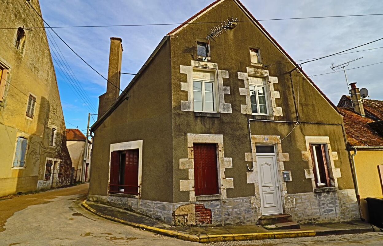 immeuble  pièces 95 m2 à vendre à Saint-Satur (18300)