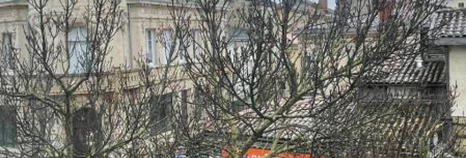 Immeuble  200 m² à vendre à Bordeaux (33800)