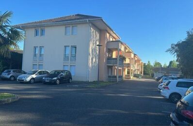 vente appartement 118 000 € à proximité de Laroin (64110)
