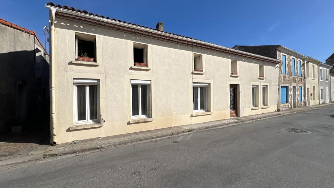 maison 5 pièces 207 m2 à vendre à Cozes (17120)