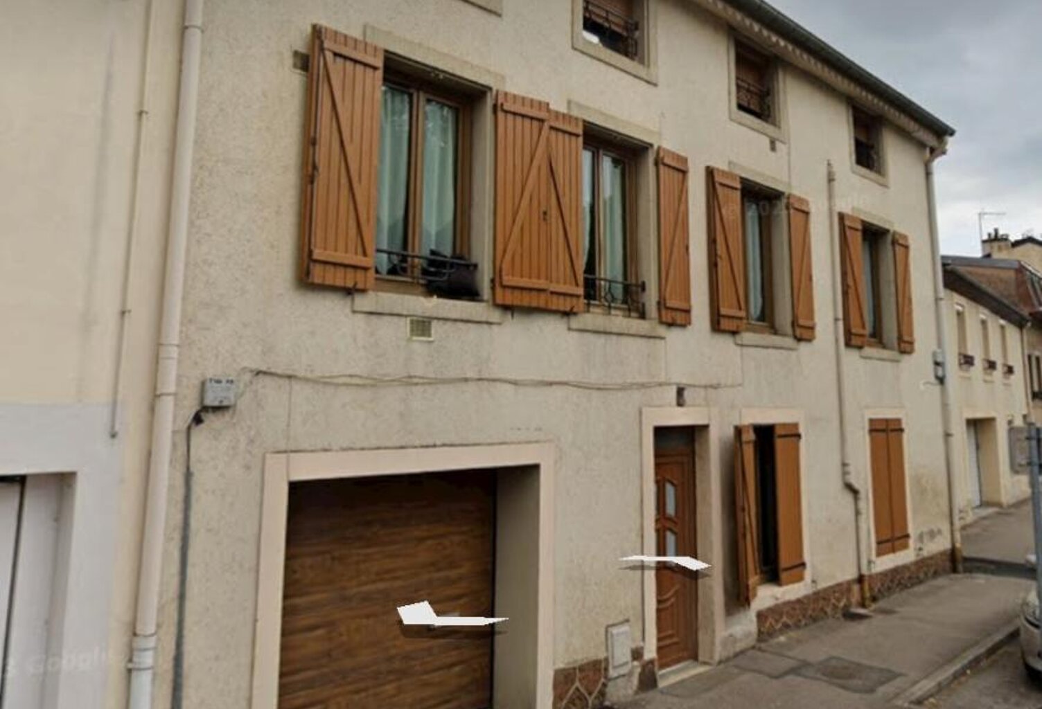Immeuble — photo 1