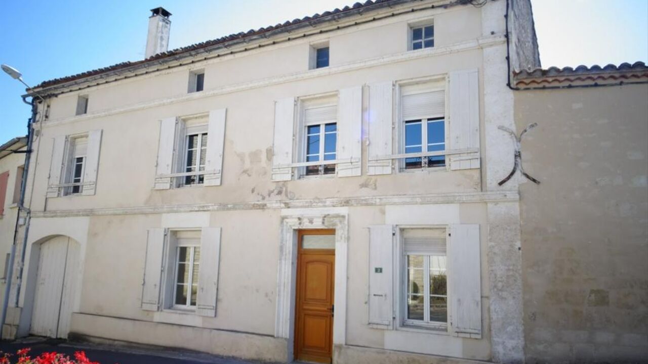 maison 6 pièces 135 m2 à vendre à Vindelle (16430)