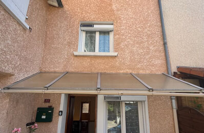 vente appartement 142 000 € à proximité de Saint-Laurent-de-Chamousset (69930)
