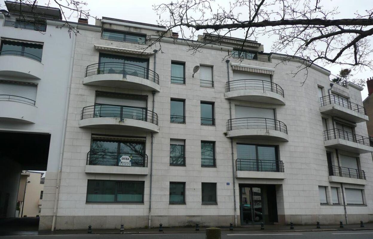 appartement 3 pièces 97 m2 à louer à Nantes (44000)