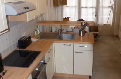 location maison 1 250 € CC /mois à proximité de Mont-Saint-Aignan (76130)
