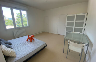 location appartement 470 € CC /mois à proximité de La Roche-Blanche (63670)