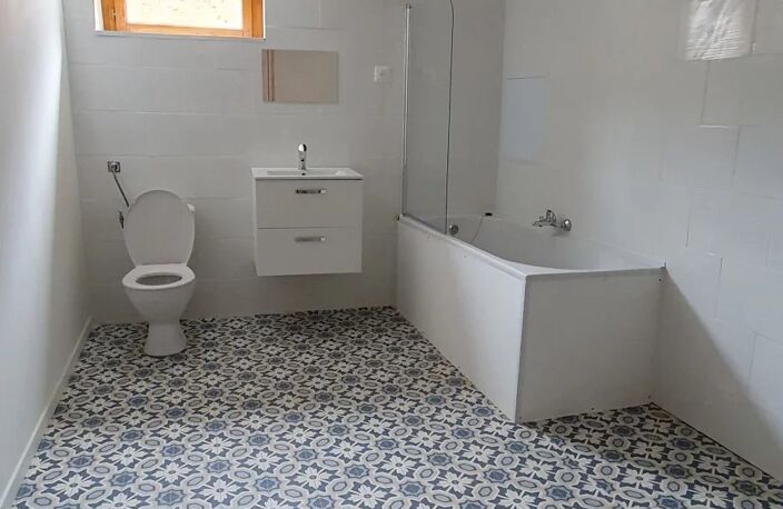 Location appartement  77 m² à Landrecies (59550) — photo 2