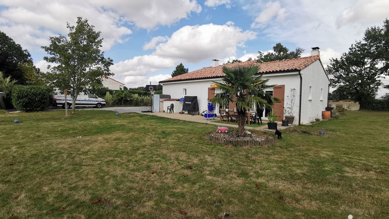 maison 5 pièces 104 m2 à vendre à Bellevigny (85170)