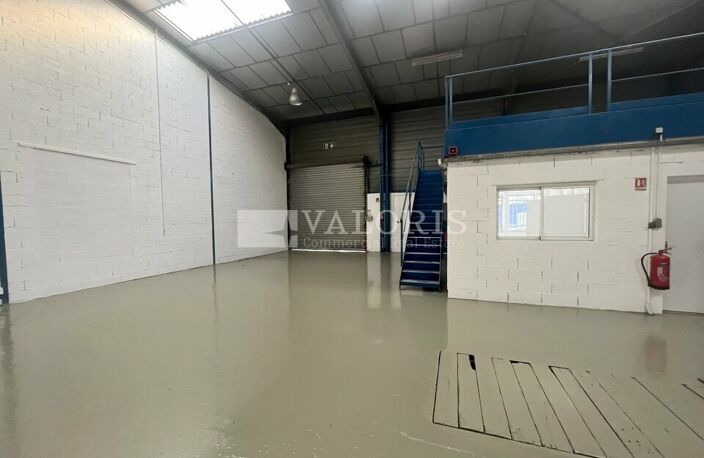 LOCAL D'ACTIVITE - ATELIER à LOUER — photo 4