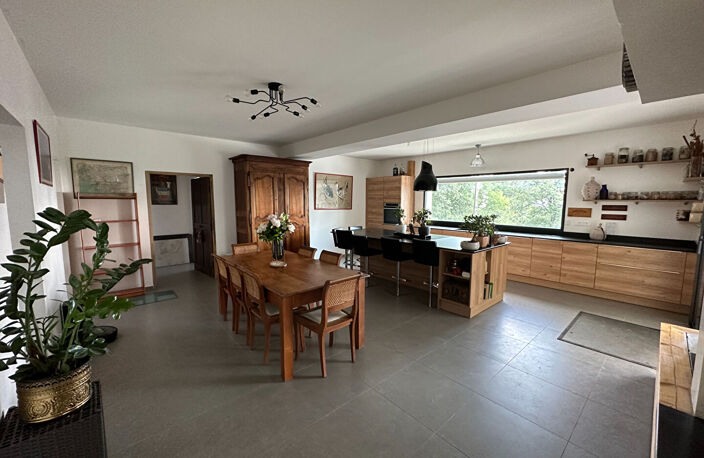 Location Puyricard en campagne LC Gestion vous propose une chambre en colocation dans une grande maison contemporaine, libre. — photo 3