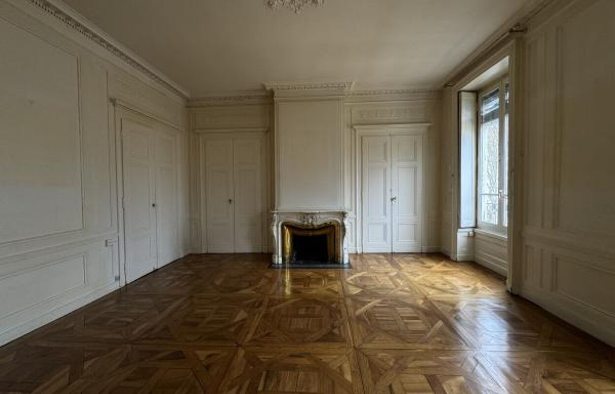 appartement 5 pièces 204 m2 à louer à Lyon 6 (69006)