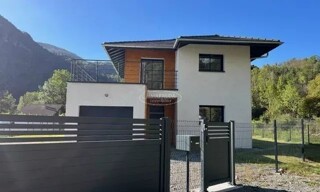 Maison 5 Pièces 113 m² à vendre à Magland (74300)