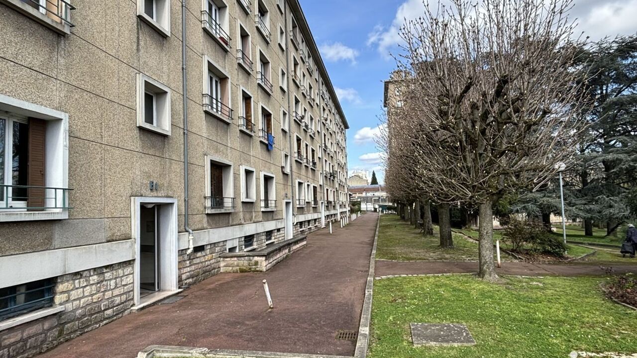 appartement 3 pièces 53 m2 à vendre à Bagnolet (93170)