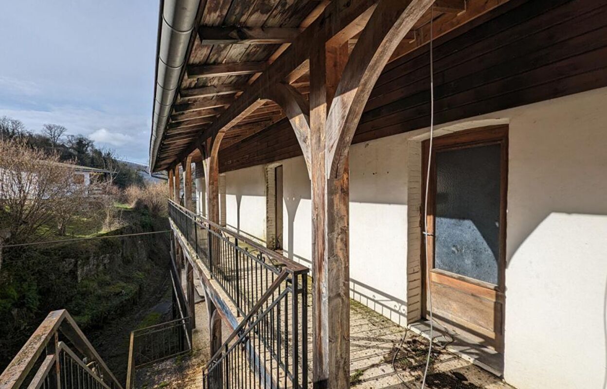 maison 18 pièces 1677 m2 à vendre à Roche-Lès-Clerval (25340)