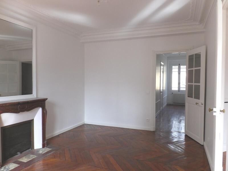 Appartement a louer paris-9e-arrondissement - 3 pièce(s) - 78 m2 - Surfyn