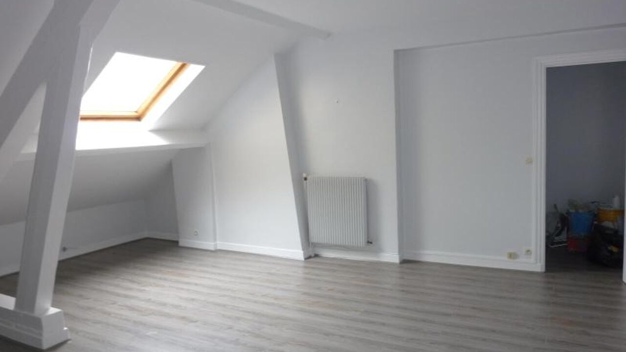appartement 3 pièces 73 m2 à louer à Paris 10 (75010)