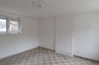 Maison  550 €
