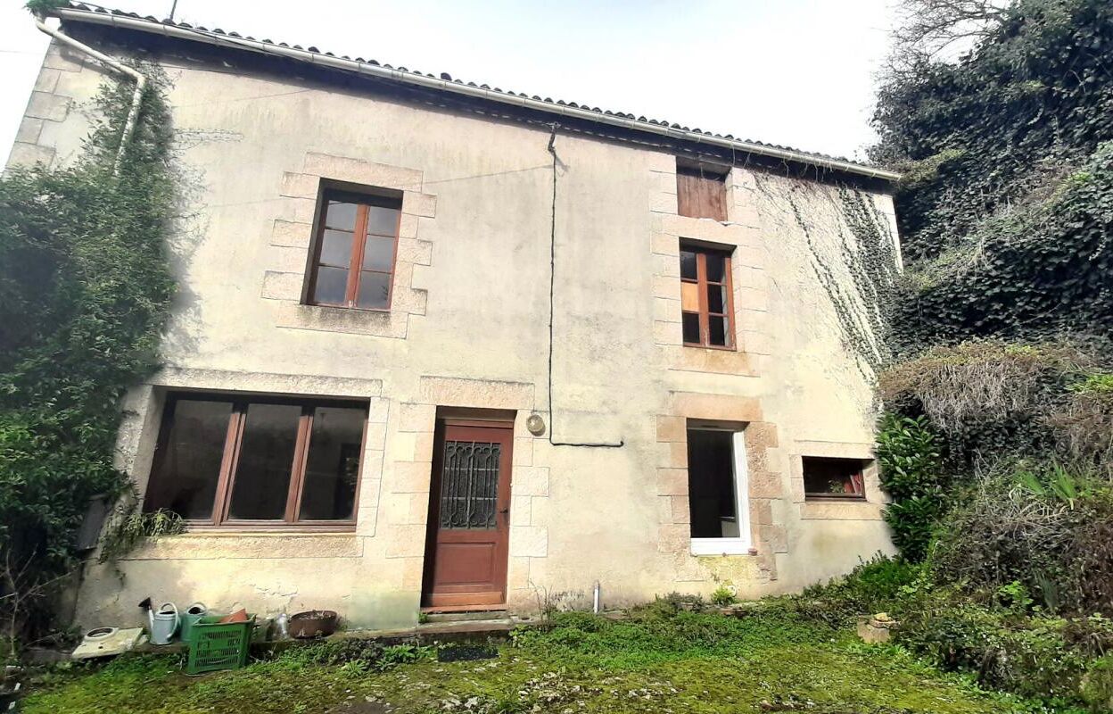 maison 4 pièces 138 m2 à vendre à Poitiers (86000)