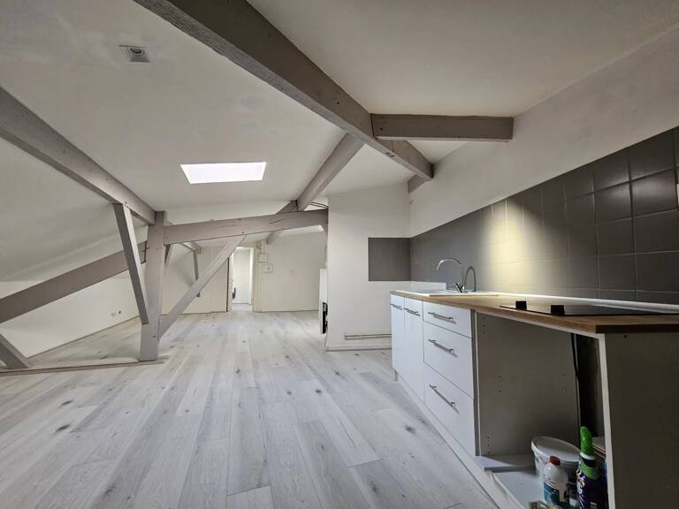 Studio à Chauny... — photo 1