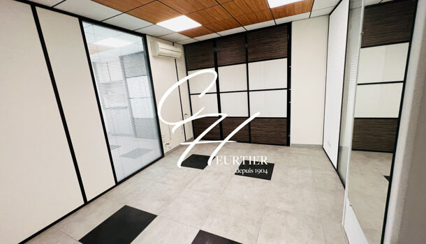 Local commercial 5 pièces  à vendre Grenoble 38000