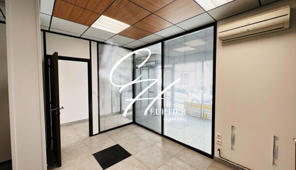 Local commercial 5 pièces  à vendre Grenoble 38000