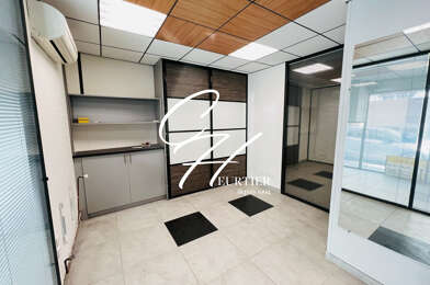 Commerce 5 pièces 136500 €