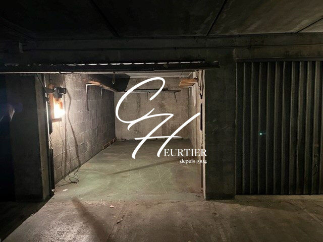 Échirolles Parking 15 m²