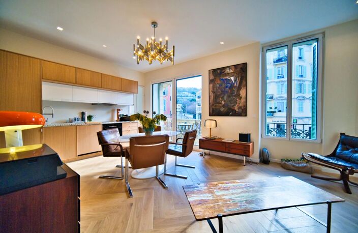 Nice le Port, vente appartement 3 pièces, balcons — photo 2