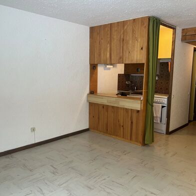 Appartement  56000 €