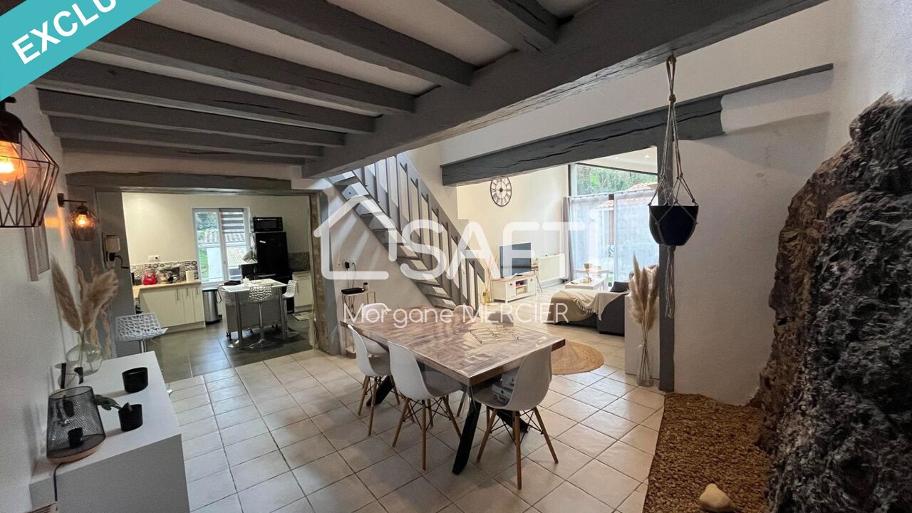 maison 6 pièces 143 m2 à vendre à Saint-Jacques-de-Thouars (79100)