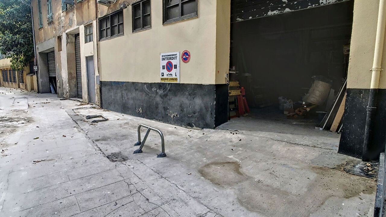 commerce 2 pièces 82 m2 à vendre à Nice (06000)