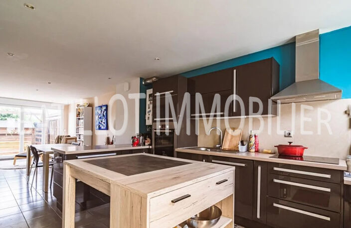EN EXCLUSIVITE à WITRY LES REIMS, pavillon offrant 4 chambres, jardin et garage — photo 2