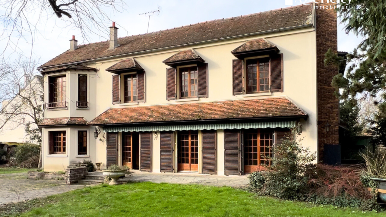 maison 7 pièces 216 m2 à vendre à Lagny-sur-Marne (77400)
