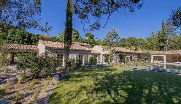 Villa / Maison 11 pièces  à vendre Maussane-les-Alpilles 13520