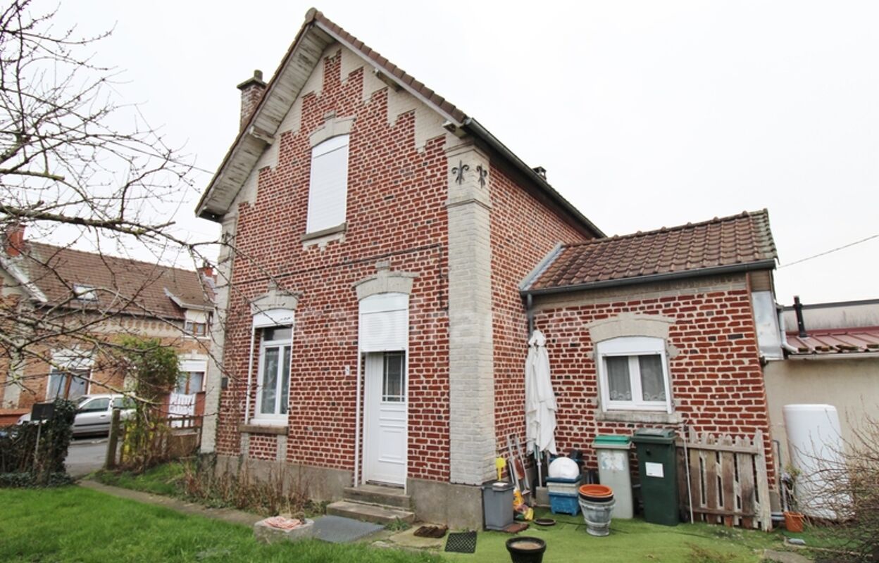 maison 5 pièces 96 m2 à vendre à Petite-Forêt (59494)