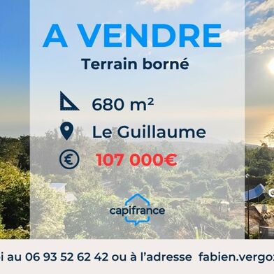 Terrain 680 m²