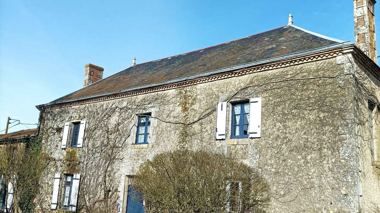 maison 8 pièces 160 m2 à vendre à La Grimaudière (86330)