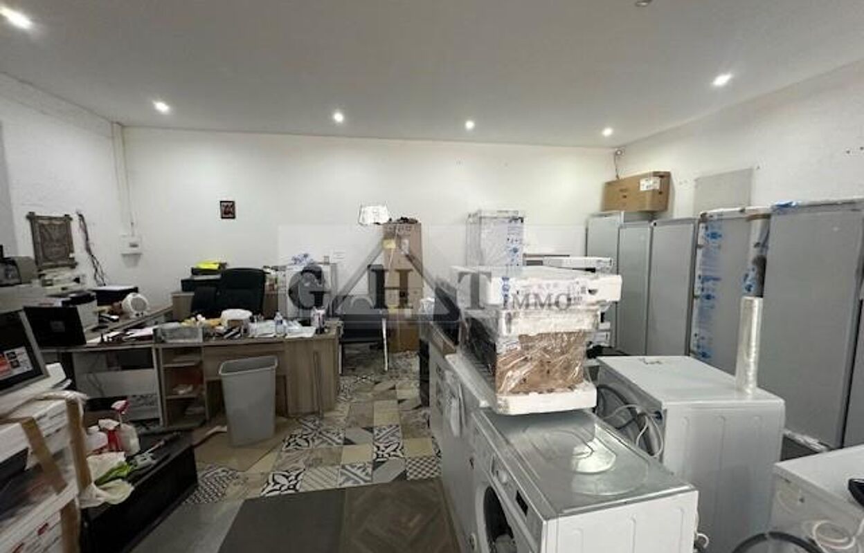 commerce  pièces 90 m2 à louer à Bondoufle (91070)