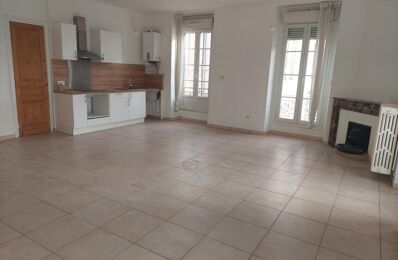 location appartement 990 € CC /mois à proximité de Saint-Geniès-de-Malgoirès (30190)