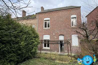 Maison 7 pièces 74900 €