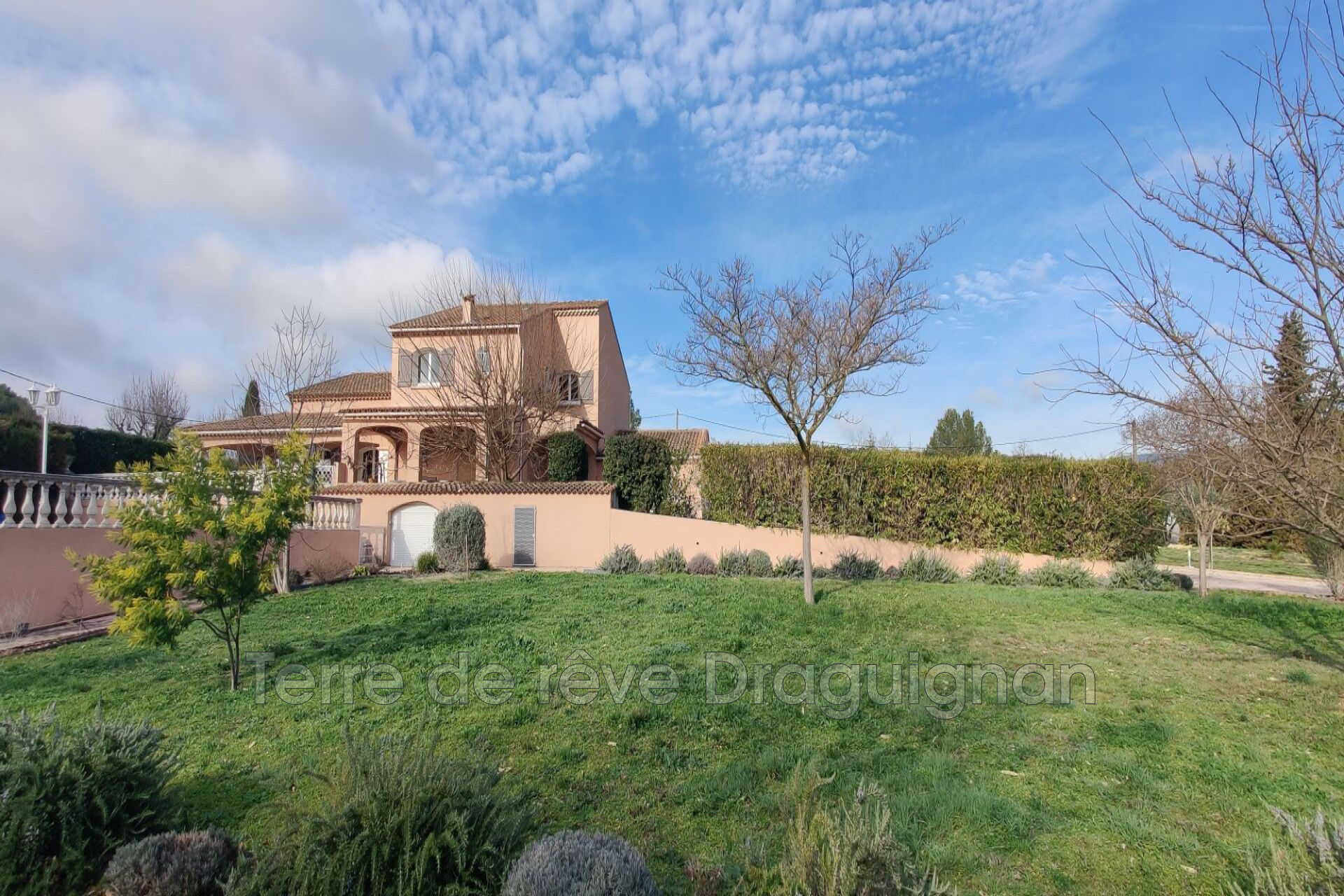 Villa / Maison  T11 à vendre Draguignan 83300
