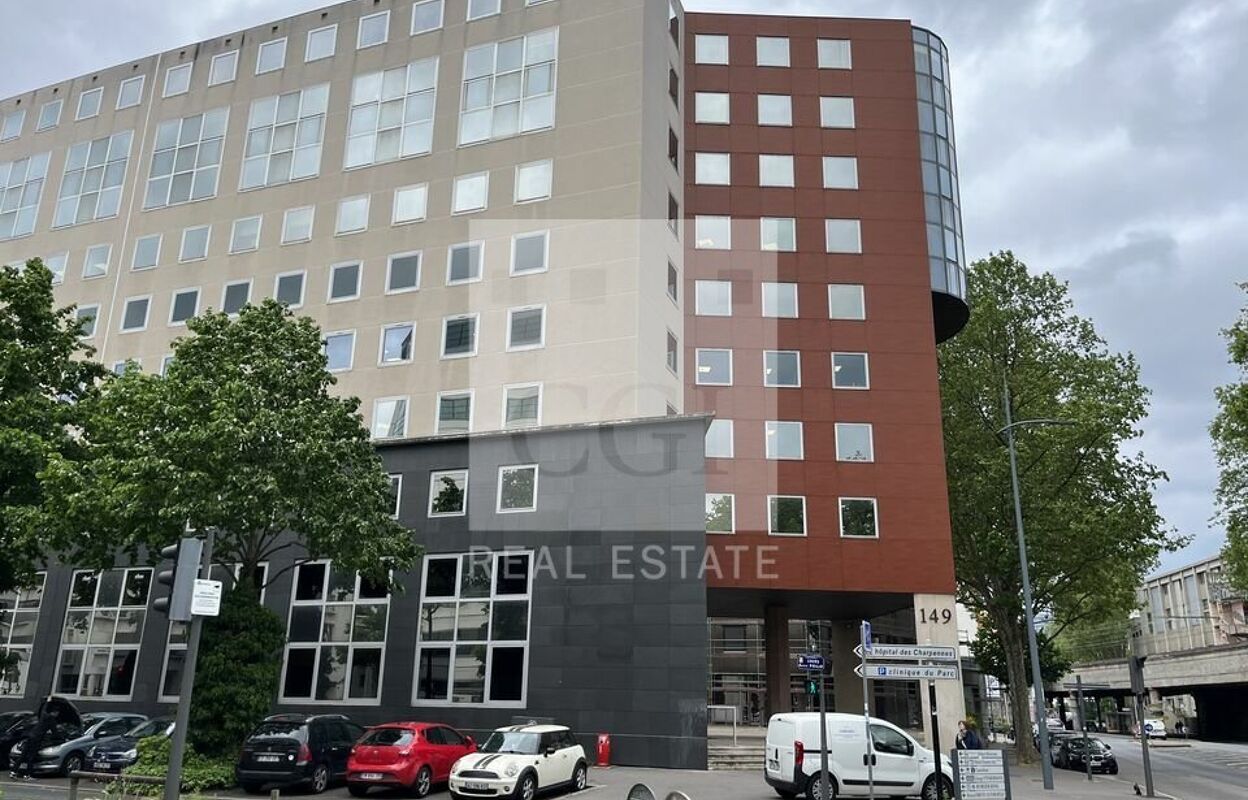 bureau  pièces 68 m2 à louer à Villeurbanne (69100)