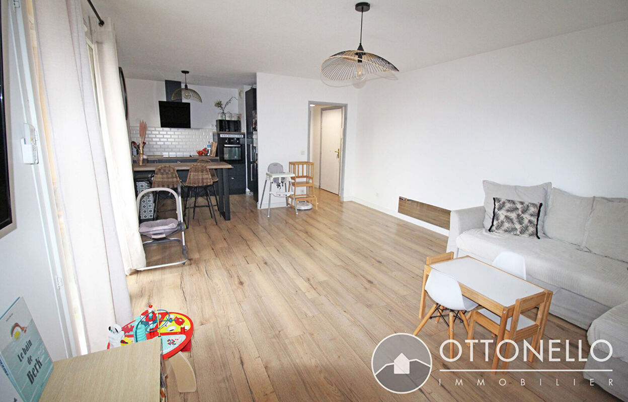 appartement 3 pièces 76 m2 à vendre à Roquebrune-sur-Argens (83520)