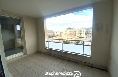 location appartement 950 € CC /mois à proximité de Marseille 4 (13004)