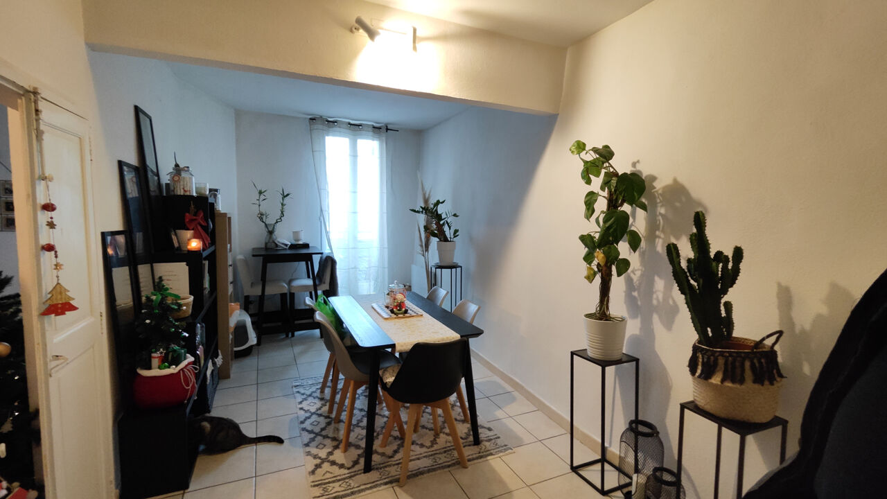 immeuble  pièces 1 m2 à vendre à Aspiran (34800)